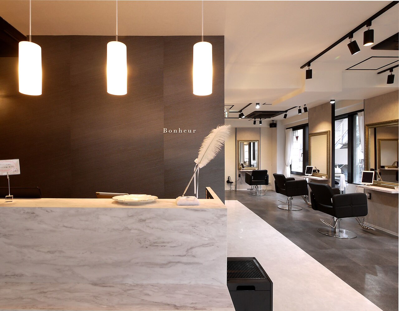 ボヌール(Bonheur)｜ホットペッパービューティー