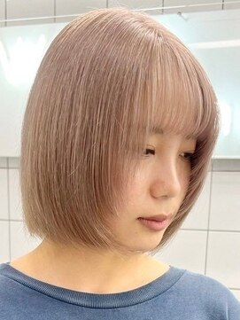 ウィコ 新宿(WICO) ミルクティーベージュ[新宿駅/グレーベージュ/レイヤーロング]