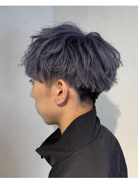 リア(Lia by KENJE) 刈り上げマッシュ×ライトパープル　ハイトーン
