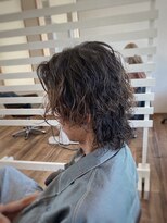 ヘアメイク コモレビ(hairmake komorebi) 【山本智文】ミディアム波巻きパーマ