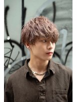 ユーフォリア 渋谷グランデ(Euphoria SHIBUYA GRANDE) メンズ 韓国風 無造作 束感パーマ ニュアンスパーマ免ずk