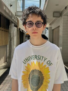 ヒュージ 三軒茶屋(huge) スパイキーショート/シャドウパーマ/ニュアンスパーマ