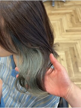 アルター(aL ter) 【インナーカラー×ミディアム】くびれヘア/ブルー/鎌取/林愛華