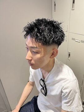 エイト 横浜店(EIGHT) フェザー×ツイストスパイラル【横浜/横浜メンズ/横浜パーマ】