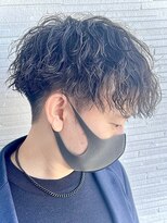 デプト(DEPT.)&nbsp;ツイストスパイラルパーマメンズマッシュフェードメンズパーマ