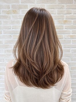 アンティ ブランシェ(an-t BRANCHE)の写真/ー宮崎にステキな女性をより多くー宮崎屈指のTOPスタイリスト達があなたらしさ際立つグレイカラーを提供♪