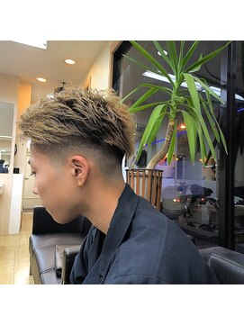 スマイルヘアー 平井店(SMILEHAIR) フェード２ブロック×７：３スタイル