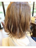 ハイライト×ミディアムスタイル