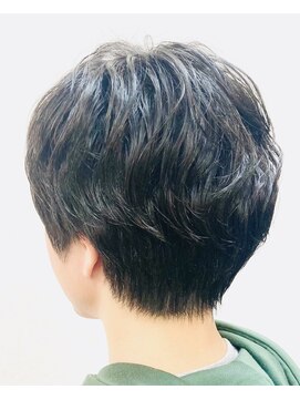 黄ぐまくん美容室 メンズパーマ