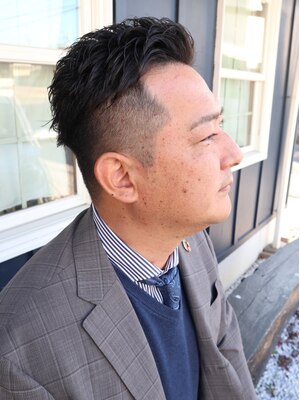 balanceではプライベートやビジネスシーンに合わせてヘアスタイルを作ります。お気軽にお越しください♪