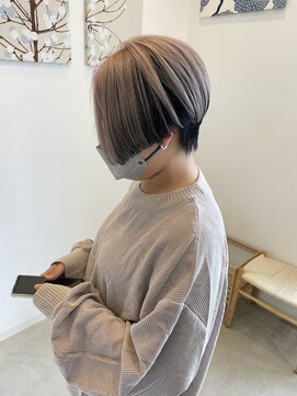 ジジ チーク 栃木(Gigi cheek) アンブレラカラー/ホワイトベージュ/ハンサムショート◎