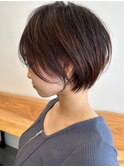 小顔シフォンベージュ美髪ショート