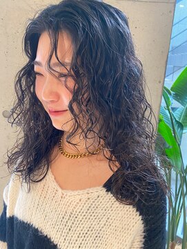 レジュアル(RESSUAL) 前髪アンブレラカラーこなれミディイメチェンウェーブパーマ