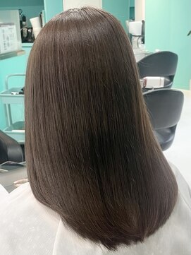 ユー イケブクロ(u Ikebukuro) ブラウンベージュ/グレージュ