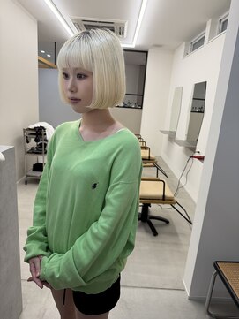 ドットサイン(.CYEN) ハイトーンボブ