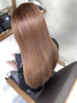 ハイトーンピンクベージュ