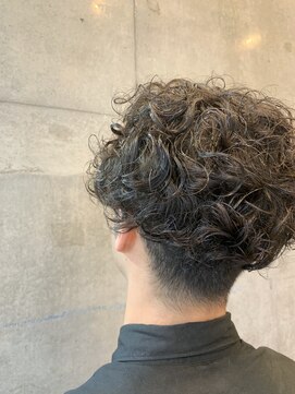 MEN’S HAIR/サーフカール/刈り上げセンターパート/千葉/千葉駅