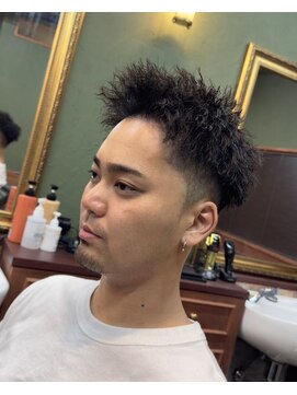 ツイストショート