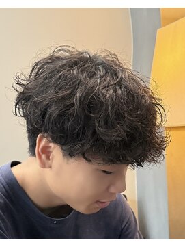 バース バイ ハピネス(BIRTH by happiness) シャドウパーマ