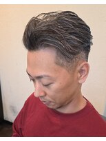 レオンプラス 具志川店(LEON plus+) ツーブロ刈り上げ