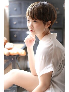 カライングドゥ(ing deux) 【＋～ing  deux】大人可愛いコンパクトショート【畠山竜哉】