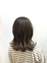 ベル(Belle)&nbsp;ハイライトたっぷり外国人風カラー