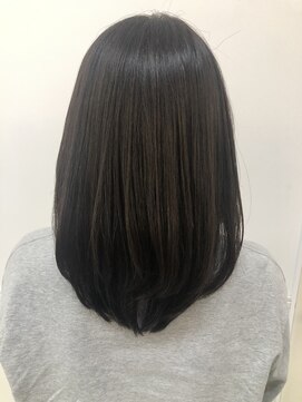 イザワ ヘアメイクサロン(izawa) ミディアムレイヤー