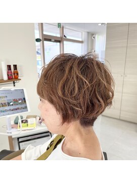 サボ(SAVO) ショートボブ