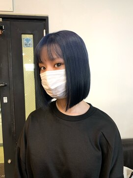 ミミ ブランシェ(Mimi Branche) ブルーブラック×ボブ×フェミニンロング