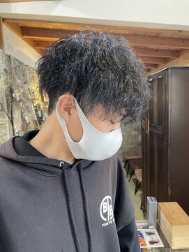 セル(CELL) ふわふわツイストパーマ