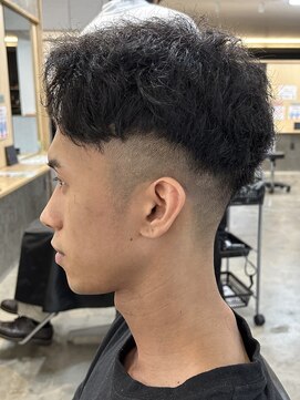 ニアウ 伊勢崎連取店(Niau) メンズマッシュパーマツイストスパイラルパーマ波巻きパーマ