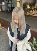 ミルキーベージュ　アッシュベージュ　ダブルカラー　ストレート