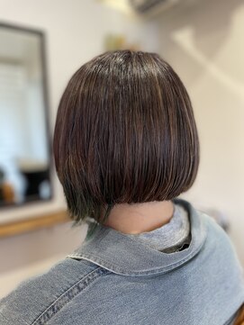 スノウ(snow) マッシュなグリーンボブ