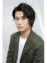 髪家 センターパートツイストスパイラル