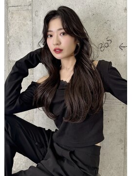 ウキ(uki) 韓国ヘア　レイヤーカット　トリートメント　 豊川