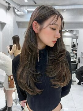 サイン 渋谷(SIGN) 韓国ヘアーハッシュカットレイヤーカットグレージュブリーチ無し