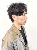 無造作ワイルドパーマセンターパートマッシュ