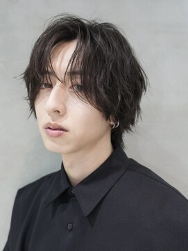 バイフィフス 原宿/表参道(by fifth) 原宿シャドウパーマ大人ビジネスメンズカットセンターパート30代