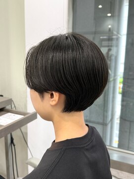 アルテヘアー(arte HAIR) 【arte HAIR】丸みショート/センターパート/ハンサムショート