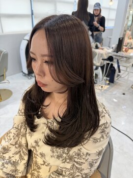 マリアバイアフロート(Maria by AFLOAT) 【センターパート/レイヤーカット/ミルクティーブラウン】中屋
