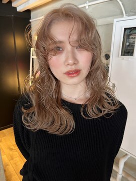 マジコ 天神(Magico) ダブルカラー/ケアブリーチ/ミルクティーベージュ/レイヤー/天神