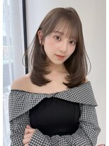 リリー(Lilley)&nbsp;【lilley_はまひ】ミディアムレイヤー/顔周りカット/前髪