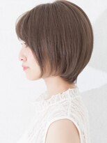 パティオン(PATIONN)&nbsp;トップも後ろもふんわりボリューム感ミセス前下がりショートボブ