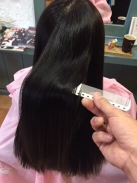 プラッカドット(placa.) 艶髪ストレート