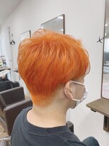 トリント 蘇我(TRINT)&nbsp;ツーブロック　アップバング　オレンジカラー
