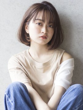 ロミー 本厚木(ROMMY.) シースルーバングの内に入るボブヘア / ロミー本厚木