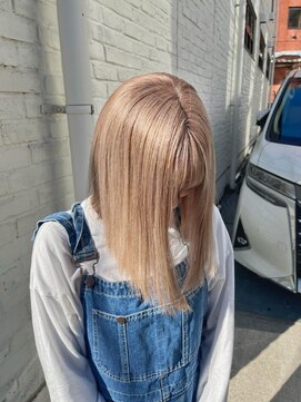 アルカナ 明治神宮前原宿(ARCANA) ホワイトカラー ホワイトブロンド ミルクティーベージュ ボブ