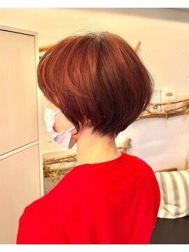 アクト(ACT) 大人可愛い小顔前下がり丸みショートボブ