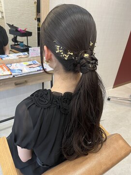 モアヘアーセカンド(MORE-HAIR Second) ワンカールタイトローポニー