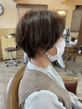 チェリーコーク(HAIR CHERRY COKE) マッシュショート×シフォンベージュ